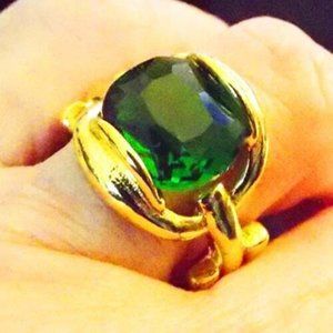 DESIGNER INSPIRED GOLDEN CHAIN LINK W/ EMERALD CRYSTAL SZ. 7.5 *NEW* RING 69